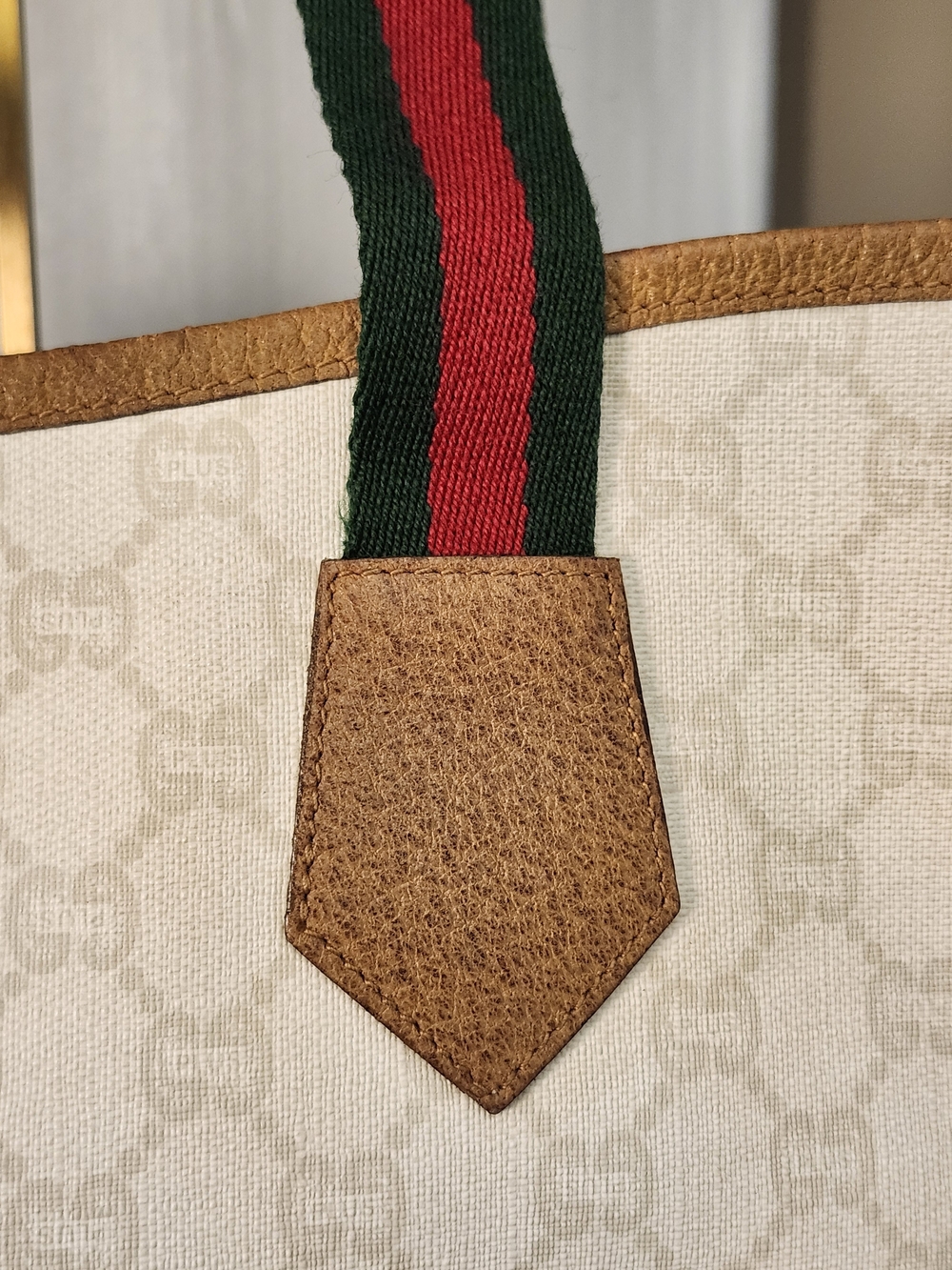 Gucci GG Plus White And Tan Sherry Line Supreme Tall Tote With Web Straps - Picture 3 of 16